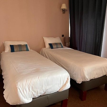 La Cote-Saint-Andre Logis Hotel De France מראה חיצוני תמונה