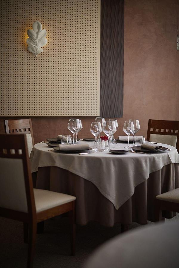 La Cote-Saint-Andre Logis Hotel De France מראה חיצוני תמונה